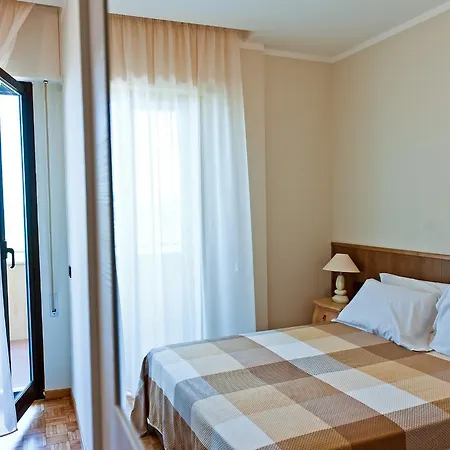 Hotel Ambassador