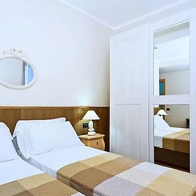 Ambassador Hotel Pésaro